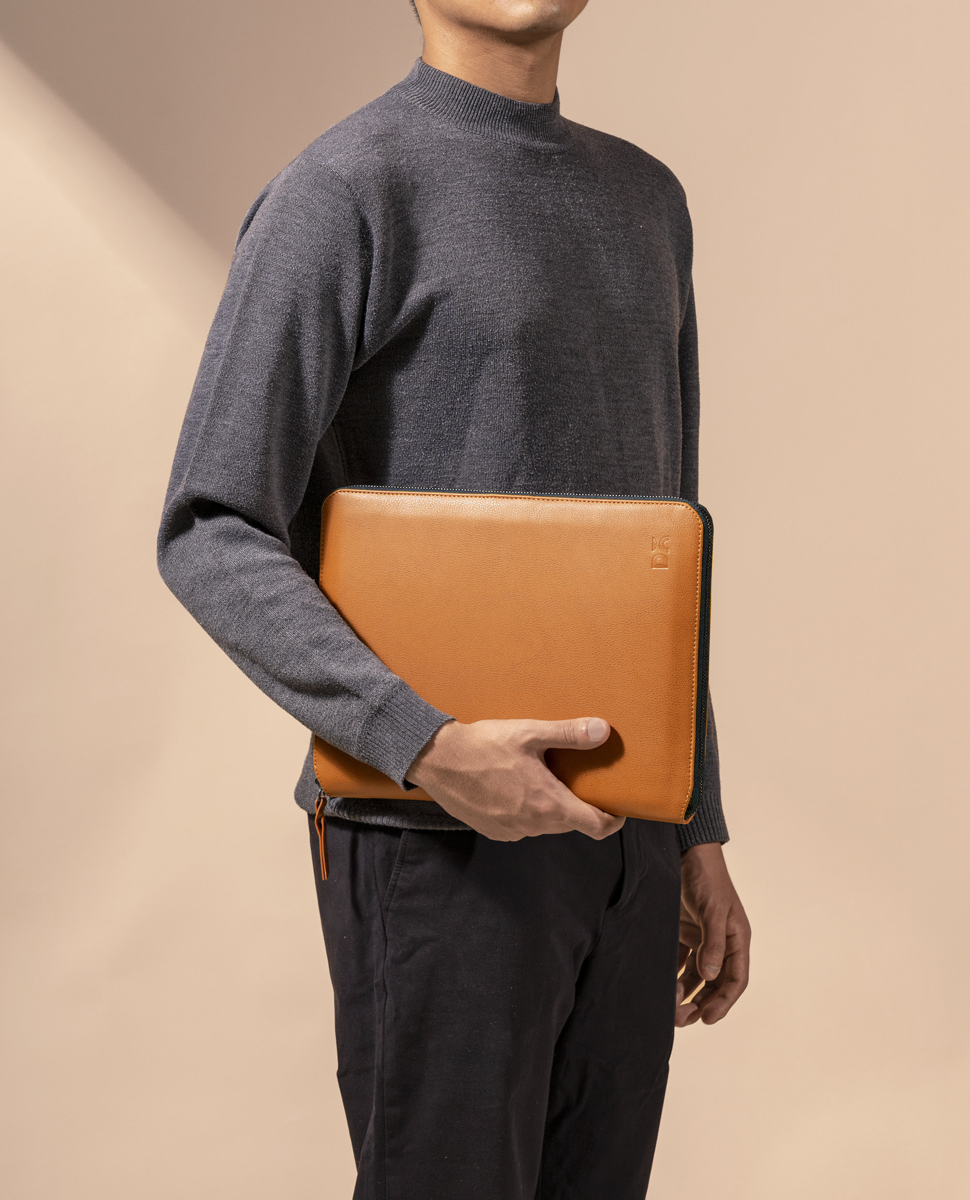 DailyObjects Urbane Tech Folio - Tan — image 9